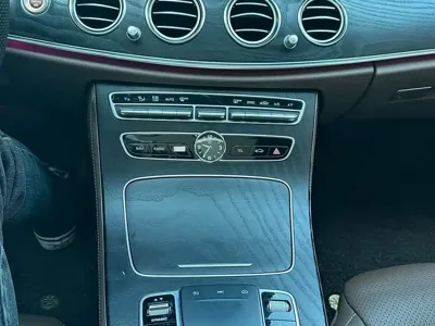 Mercedes-Benz E-Class 2018, 90000 км, за 18977.72 USD - фото 10