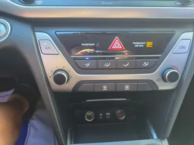 Hyundai Avante 2018, 67115 км, за 7162.85 USD - фото 12