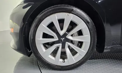 Tesla Model 3 2021, 88935 км, за 21146.23 USD