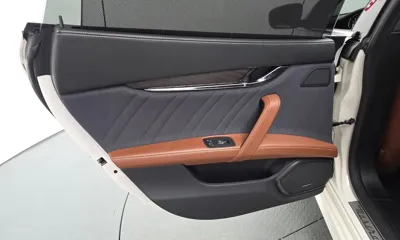 Maserati Quattroporte 2018, 57363 км, за 25240.72 USD - фото 25