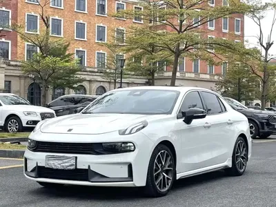 Lynk & Co 03 · 2021 год