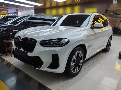 BMW iX · 2024 год