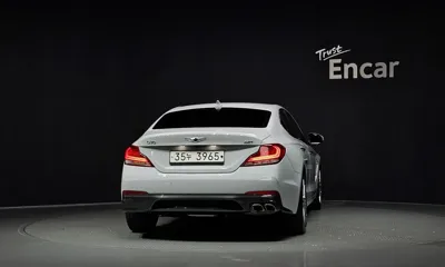 Genesis G70 2019, 90009 км, за 13596.16 USD