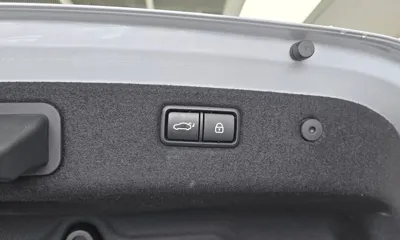 Genesis G70 2019, 90009 км, за 13596.16 USD - фото 33