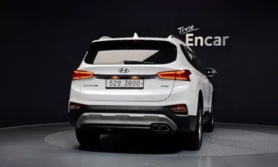 Hyundai Santafe 2019, 143619 км, за 9311.71 USD