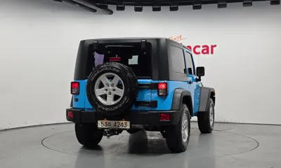 Jeep Wrangler 2017, 84785 км, за 13653.67 USD