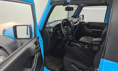 Jeep Wrangler 2017, 84785 км, за 13653.67 USD - фото 11