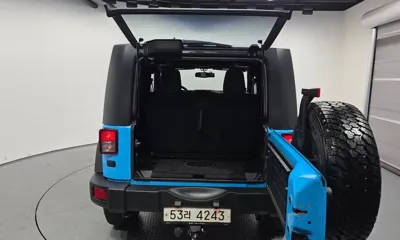 Jeep Wrangler 2017, 84785 км, за 13653.67 USD - фото 20