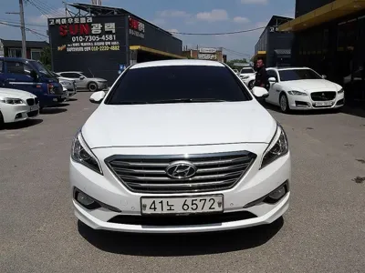 Hyundai Sonata 2017, 141320 км, за 5856.68 USD