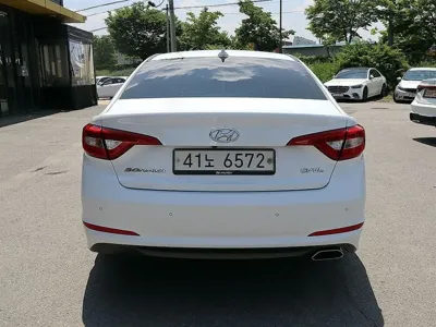 Hyundai Sonata 2017, 141320 км, за 5856.68 USD