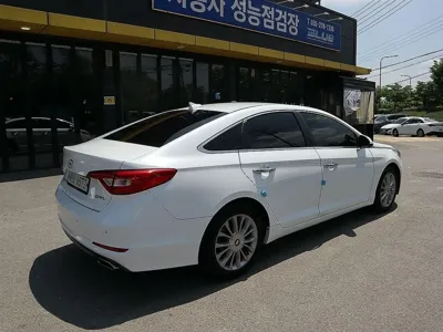 Hyundai Sonata 2017, 141320 км, за 5856.68 USD