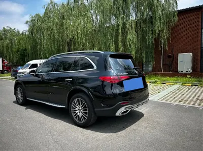 Mercedes-Benz GLC 2023, 50000 км, за 38402.64 USD