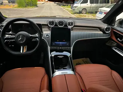 Mercedes-Benz GLC 2023, 50000 км, за 38688.02 USD - фото 8