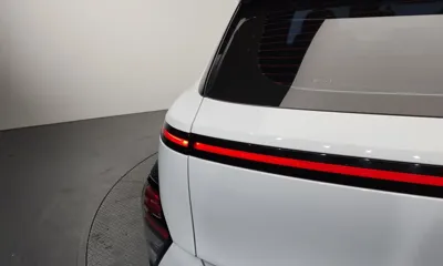 Hyundai Kona 2023, 33643 км, за 15276.6 USD - фото 24