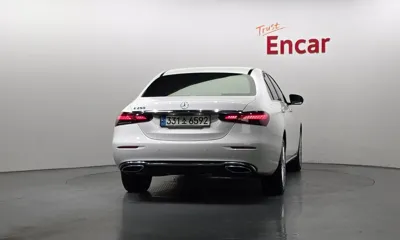 Mercedes-Benz E-Class 2021, 28534 км, за 23466.44 USD