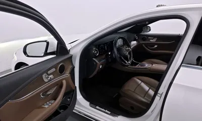 Mercedes-Benz E-Class 2021, 28534 км, за 23303.14 USD - фото 10