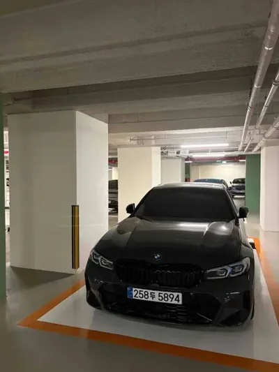 BMW 3-Series · 2025 год