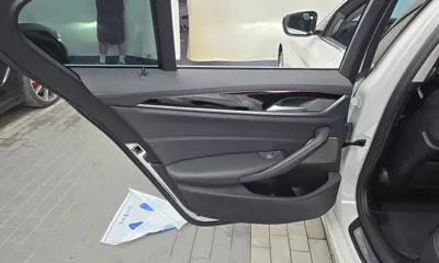 BMW 5-Series 2021, 121931 км, за 18839.44 USD - фото 25