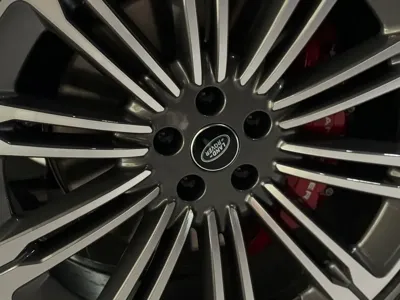 Land Rover Range Rover Sport 2024, 24500 км, за 85262.92 USD