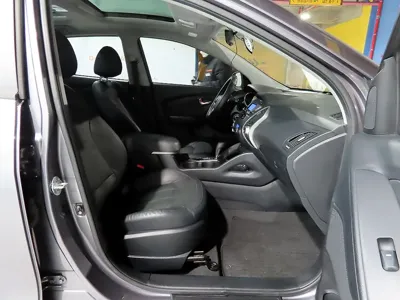 Hyundai Tucson 2011, 133778 км, за 3190.73 USD - фото 9