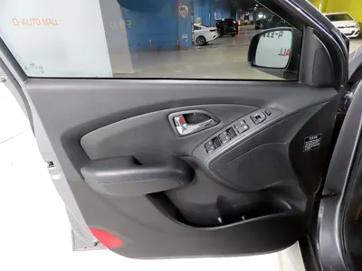 Hyundai Tucson 2011, 133778 км, за 3190.73 USD - фото 15