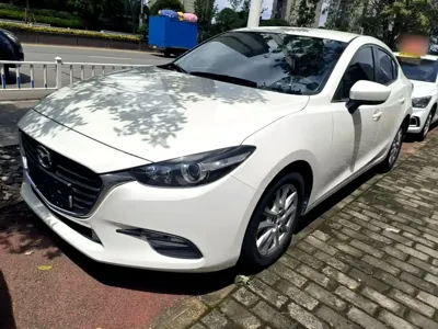 Mazda 3 Axela · 2018 год