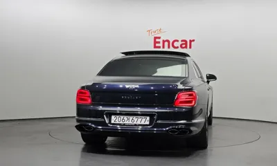 Bentley Flying Spur 2022, 32038 км, за 133257.44 USD