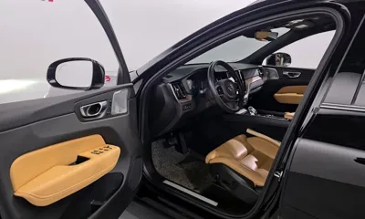 Volvo XC60 2021, 31884 км, за 28338.78 USD - фото 10