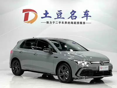 Volkswagen Golf 2022, 30600 км, за 22566.54 USD