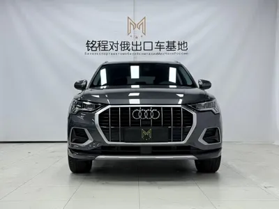 Audi Q3 2022, 21000 км, за 28957.65 USD