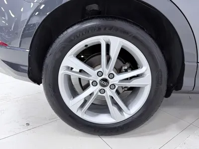 Audi Q3 2022, 21000 км, за 28957.65 USD - фото 26