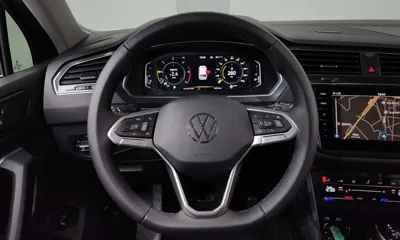 Volkswagen Tiguan 2021, 63961 км, за 22794.84 USD - фото 13