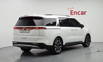 Kia Canival 2022, 123344 км, за 12685.41 USD