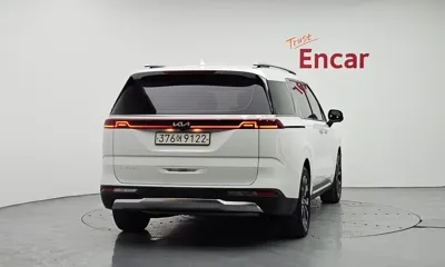 Kia Canival 2022, 123344 км, за 12685.41 USD