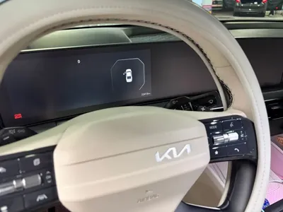 Kia K8 2025, 22500 км, за 35116.67 USD