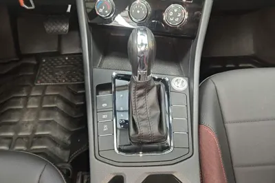 Volkswagen Bora 2020, 40700 км, за 9133 USD - фото 16