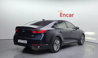 Kia K7 2017, 124664 км, за 9844.73 USD