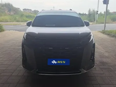BYD Xia 2025, 17600 км, за 27662.79 USD