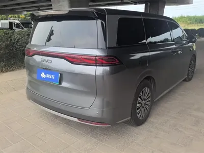 BYD Xia 2025, 17600 км, за 27662.79 USD