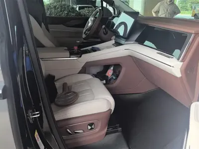 BYD Xia 2025, 17600 км, за 27662.79 USD - фото 8