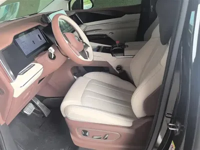 BYD Xia 2025, 17600 км, за 27662.79 USD - фото 9