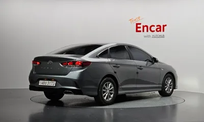 Hyundai Sonata 2019, 111958 км, за 6291.39 USD