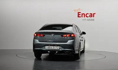 Hyundai Sonata 2019, 111958 км, за 6291.39 USD