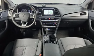 Hyundai Sonata 2019, 111958 км, за 6291.39 USD - фото 7