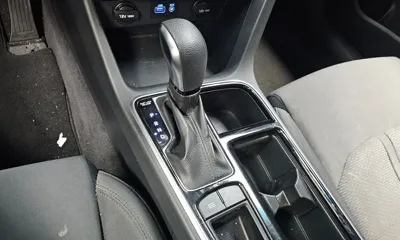 Hyundai Sonata 2019, 111958 км, за 6291.39 USD - фото 9