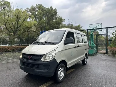 Wuling Zhiguang 2015, 90000 км, за 851.01 USD