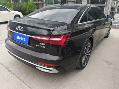 Audi A6L 2023, 76600 км, за 31753.21 USD