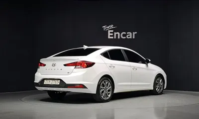 Hyundai Avante 2019, 108830 км, за 7488.44 USD