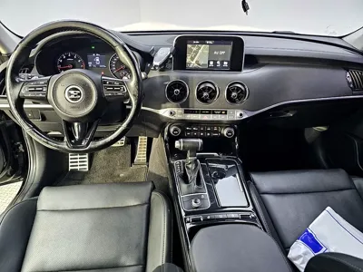 Kia Stinger 2018, 154768 км, за 6630.69 USD
