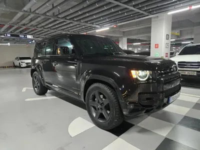 Land Rover Defender 2025, 260 км, за 50813.21 USD